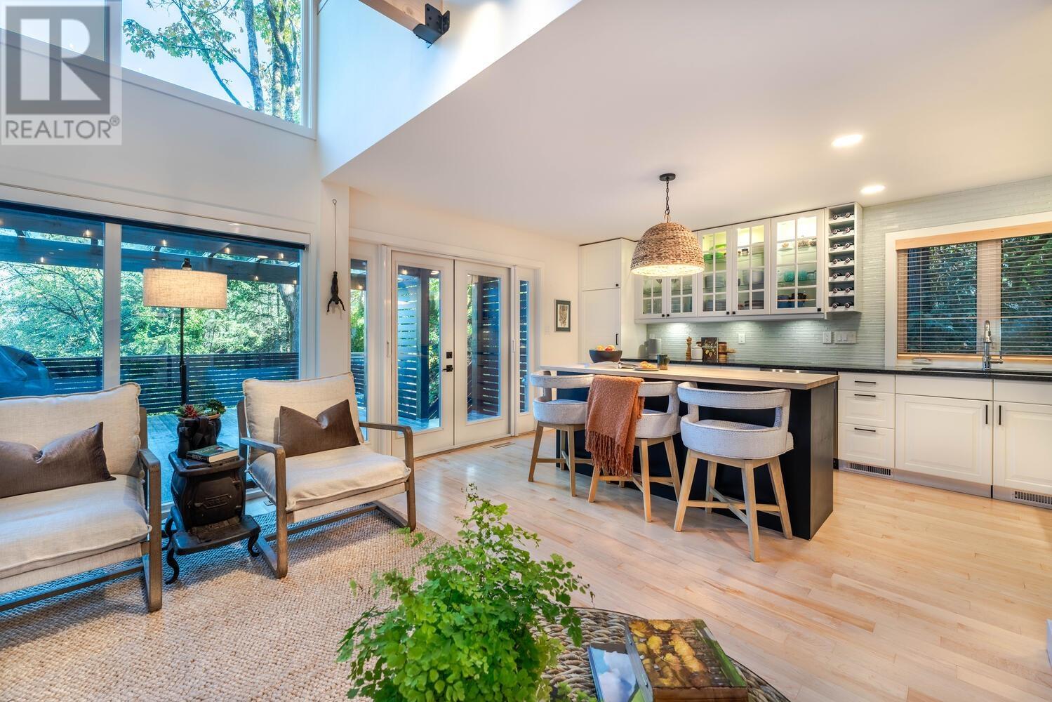 6325 Chatham Street, West Vancouver, British Columbia  V7W 2E1 - Photo 9 - R2829750