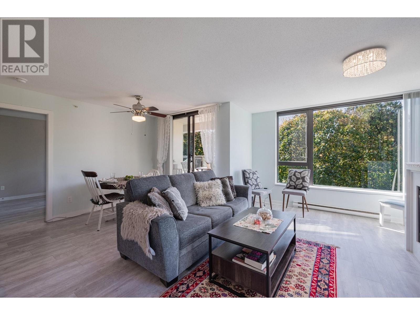 203 7088 Salisbury Avenue, Burnaby, British Columbia  V5E 0A4 - Photo 5 - R2828906