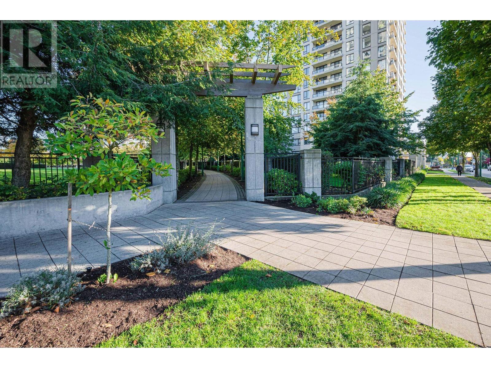 203 7088 Salisbury Avenue, Burnaby, British Columbia  V5E 0A4 - Photo 27 - R2828906