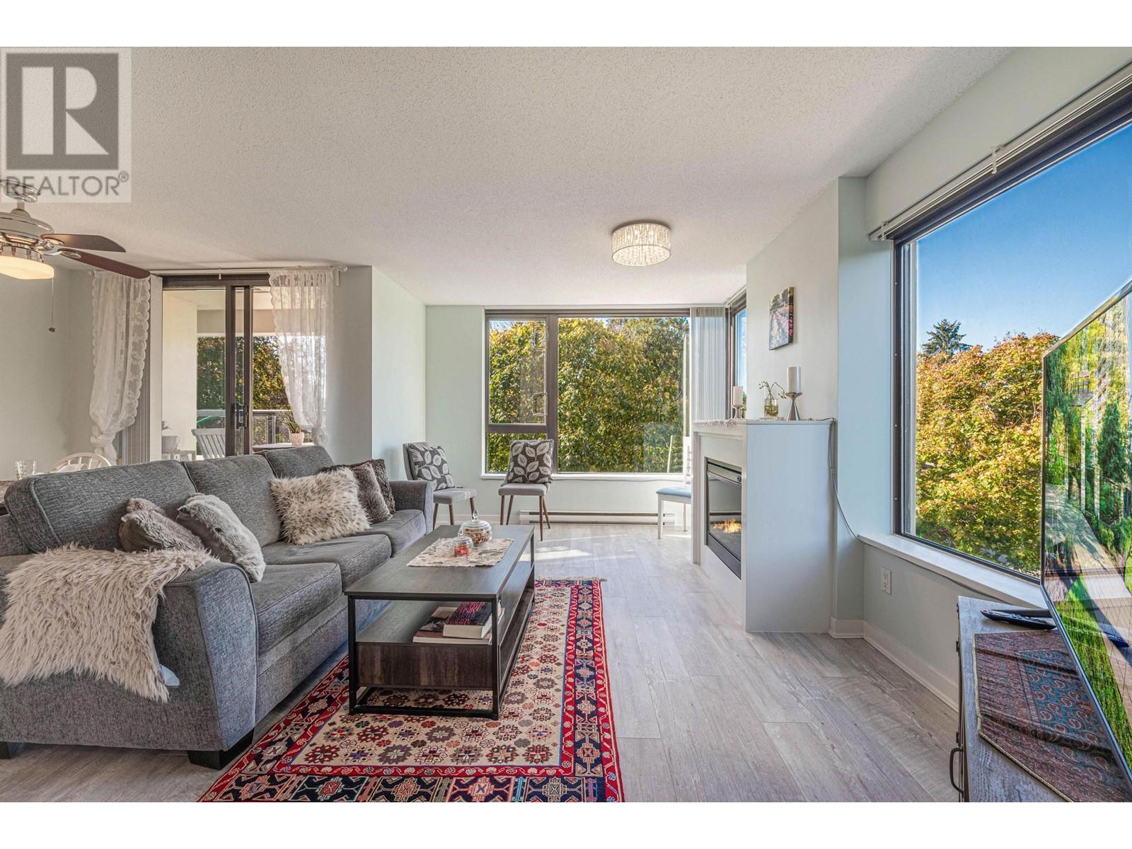 203 7088 Salisbury Avenue, Burnaby, British Columbia  V5E 0A4 - Photo 4 - R2828906