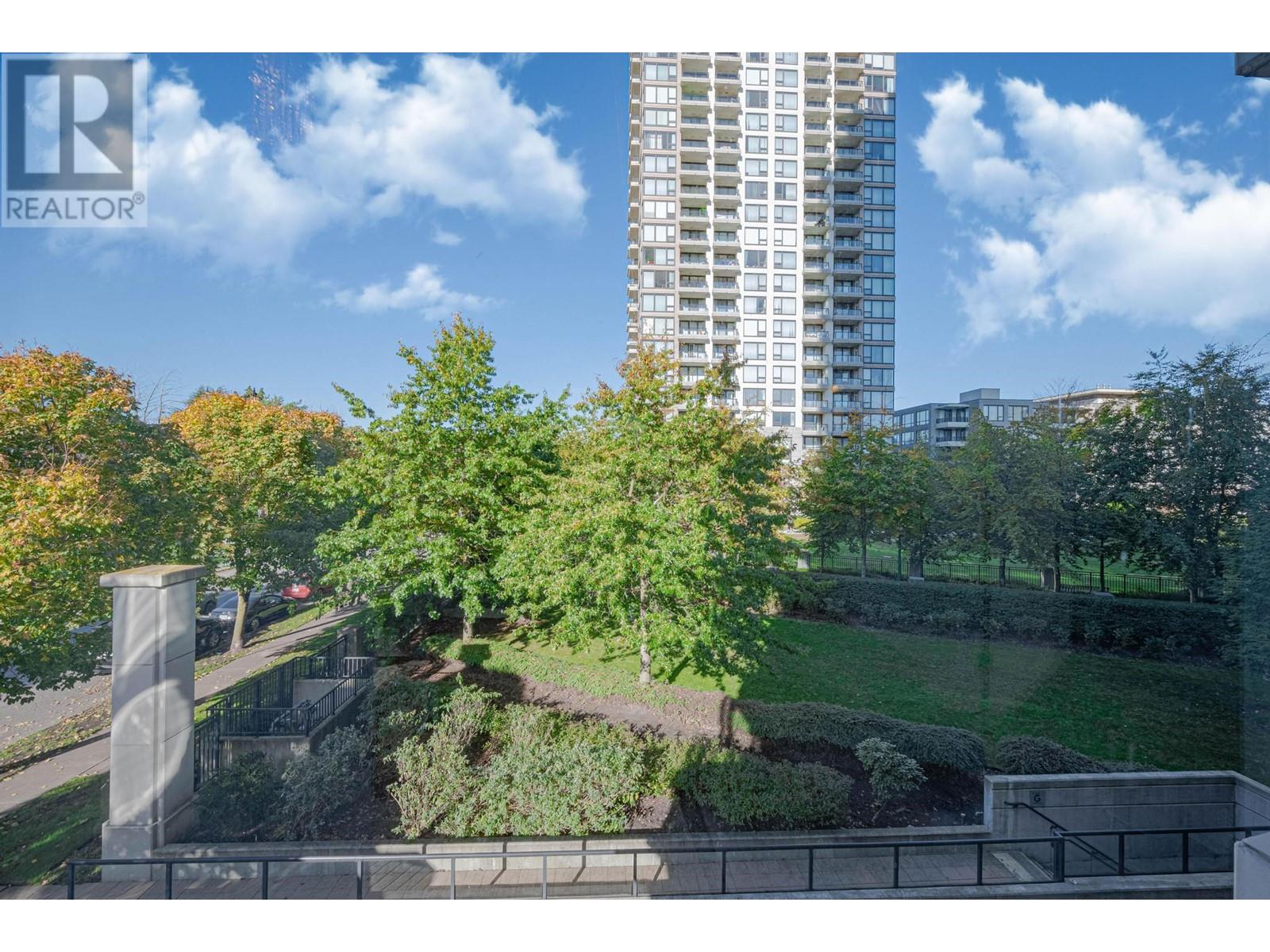 203 7088 Salisbury Avenue, Burnaby, British Columbia  V5E 0A4 - Photo 14 - R2828906