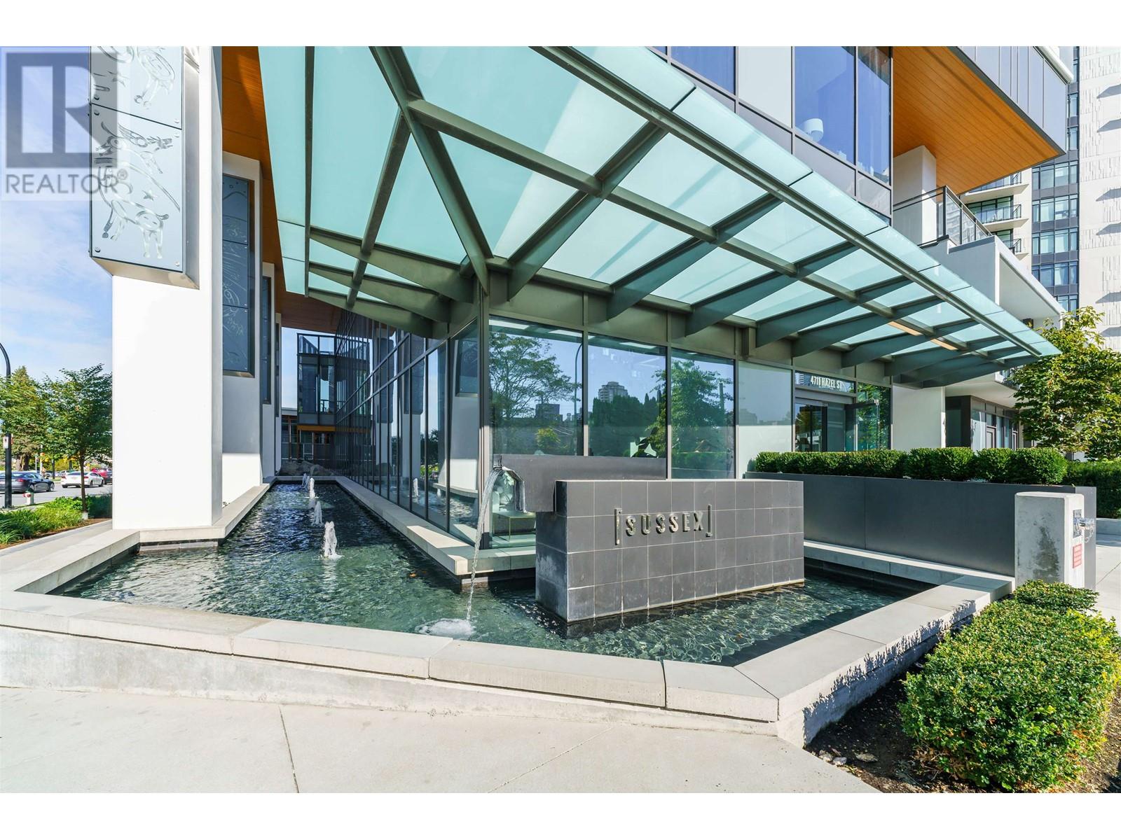 2307 4711 Hazel Street, Burnaby, British Columbia  V5H 0J9 - Photo 2 - R2830012