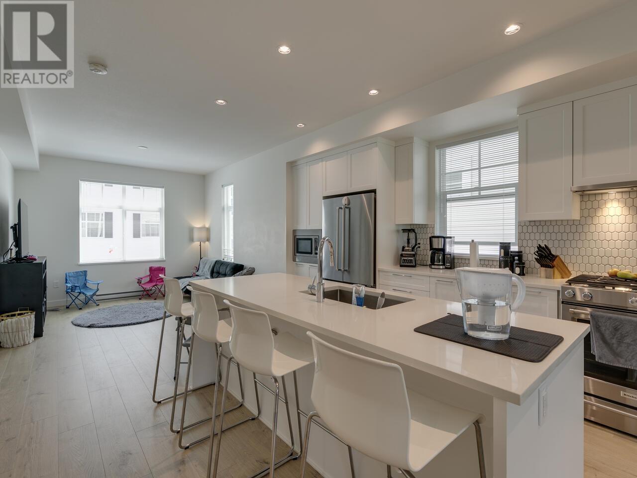 141 3565 Baycrest Avenue, Coquitlam, British Columbia  V3B 2W7 - Photo 14 - R2830026