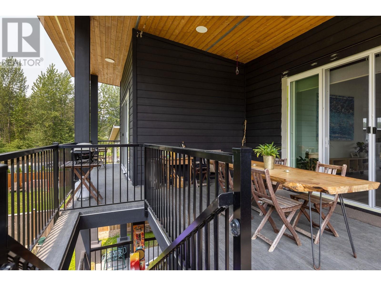 2044 Tiyata Boulevard, Pemberton, British Columbia  V0N 2L1 - Photo 27 - R2830017