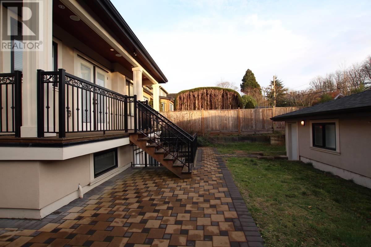 39xx W 22nd Avenue, Vancouver, British Columbia  V6S 1K1 - Photo 18 - R2830037