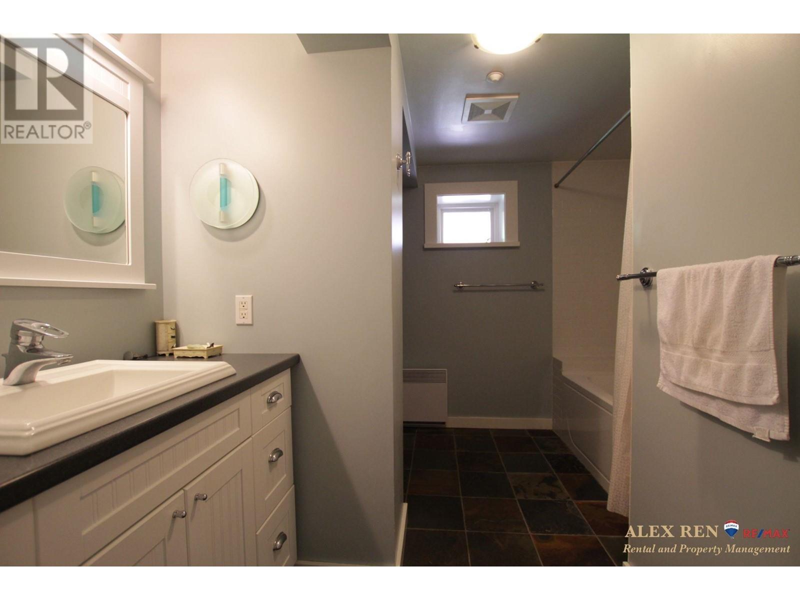 41xx Carnarvon Street, Vancouver, British Columbia  V6L 2S3 - Photo 13 - R2830039