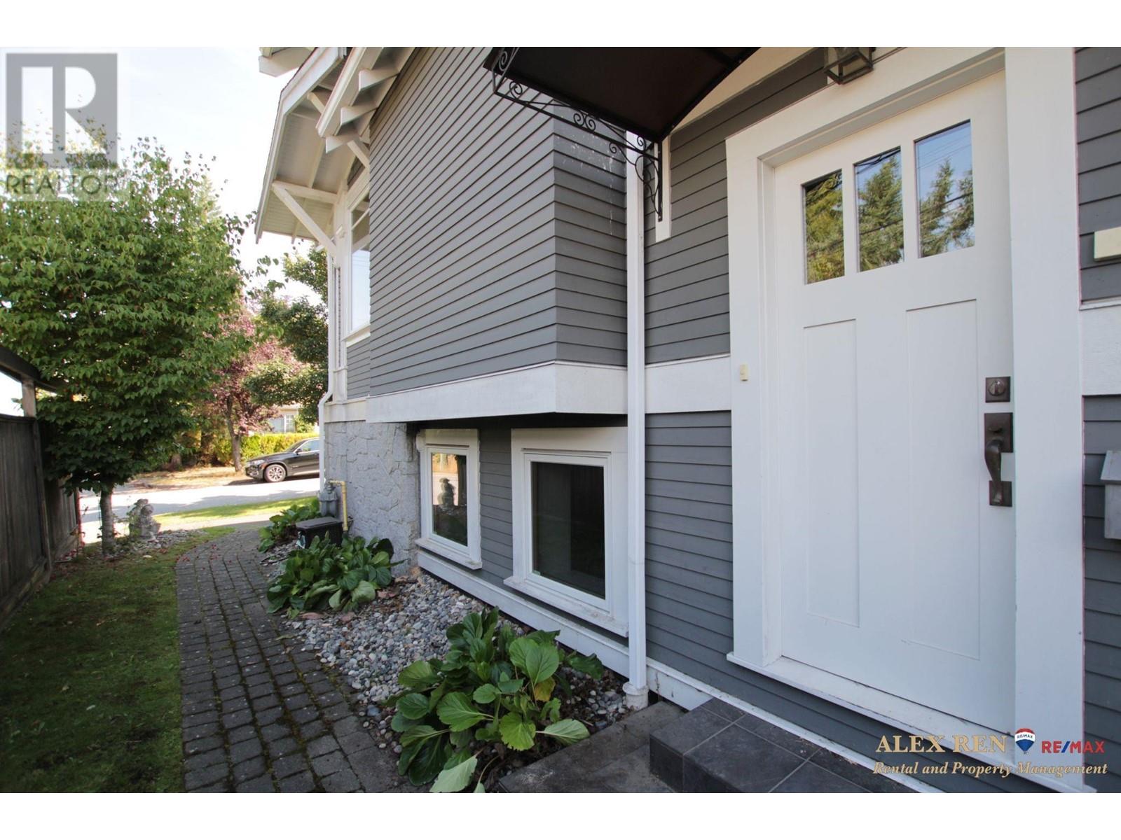 41xx Carnarvon Street, Vancouver, British Columbia  V6L 2S3 - Photo 2 - R2830039