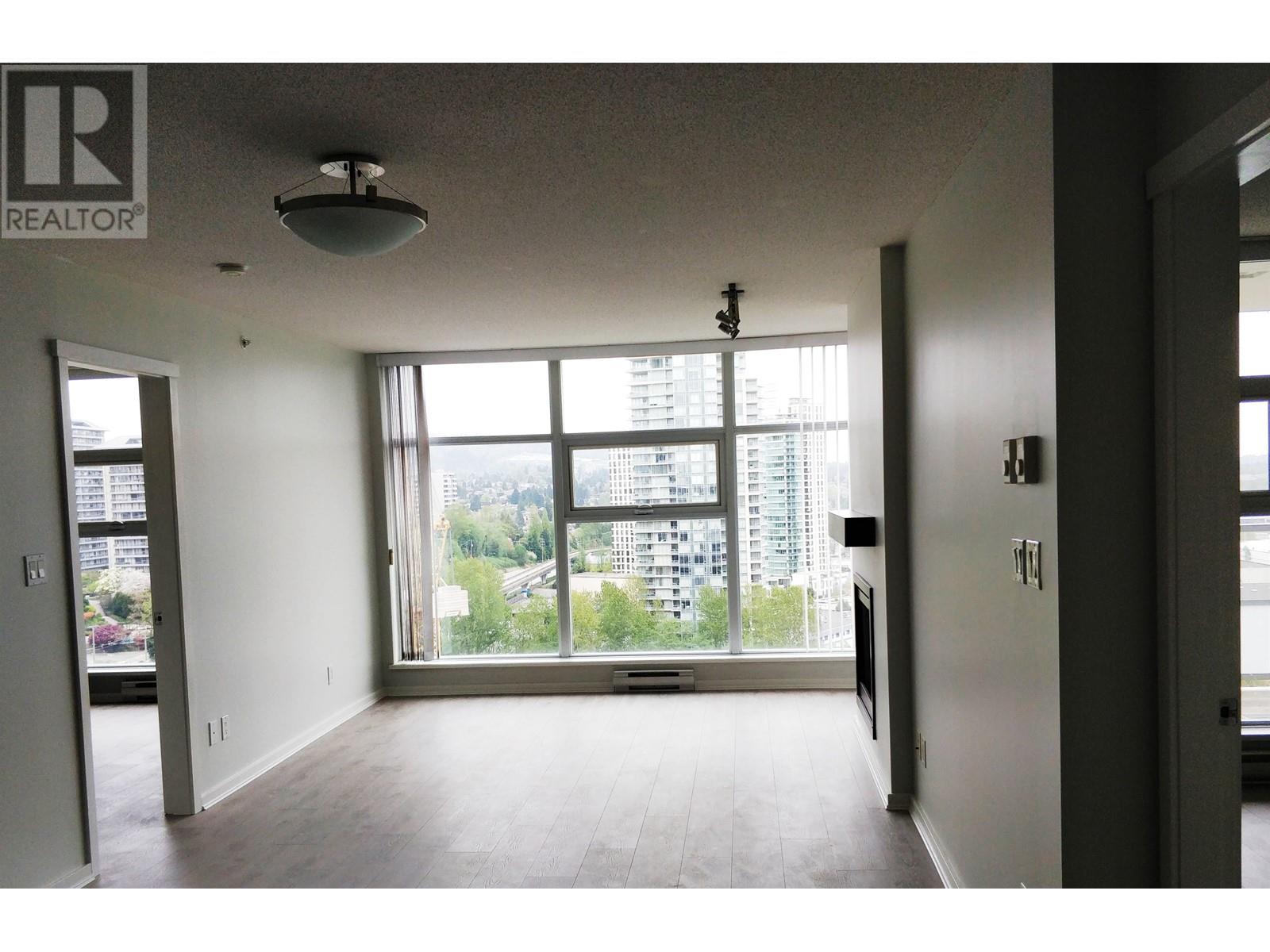 2505 2289 Yukon Crescent, Burnaby, British Columbia  V5C 0M9 - Photo 2 - R2830042