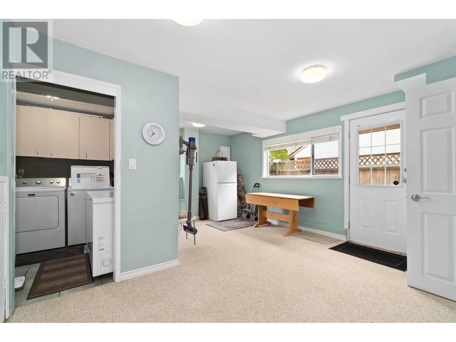 6040 Nanika Gate, Richmond, British Columbia  V7C 2W7 - Photo 4 - R2829836