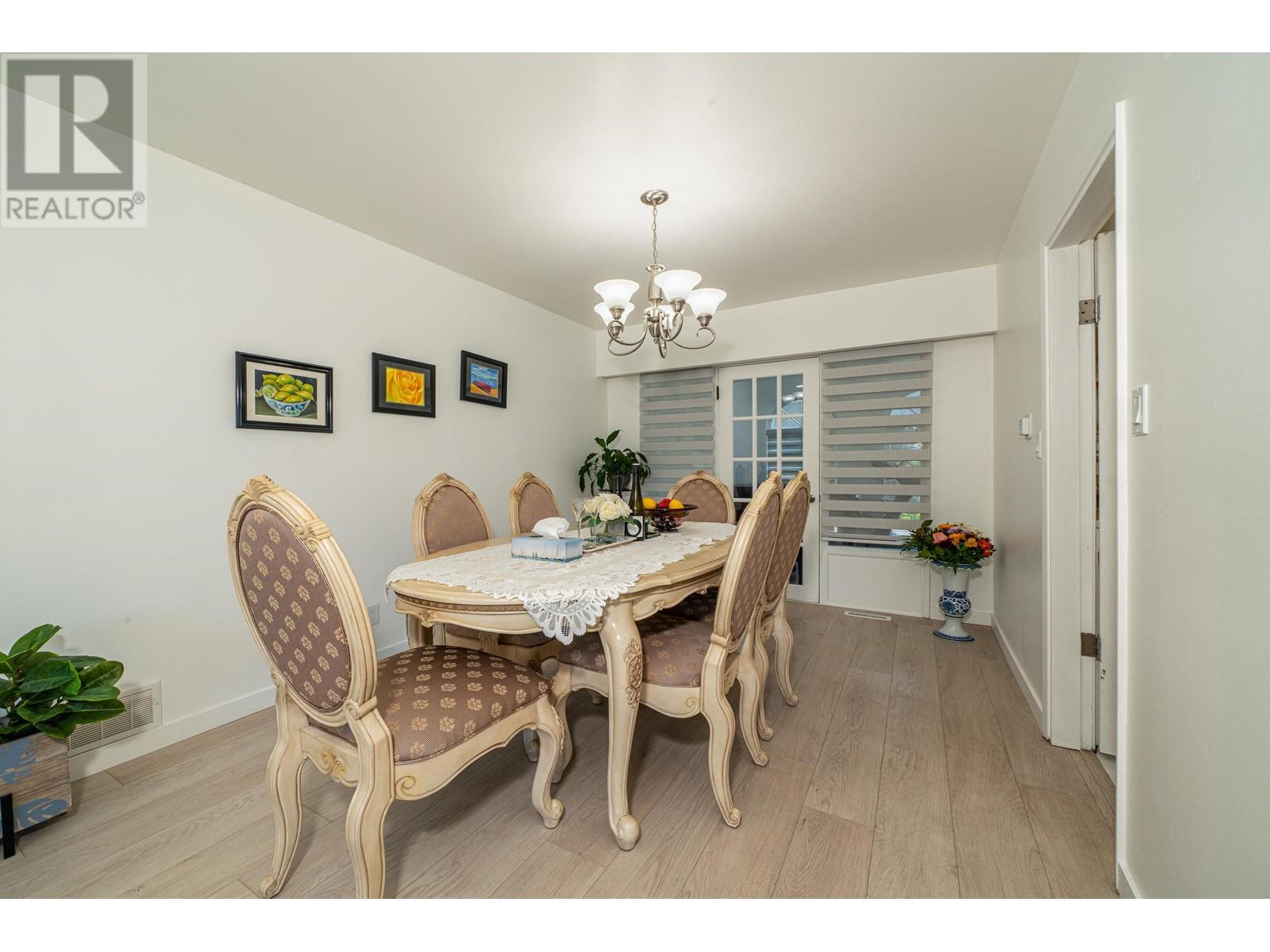 4194 Cherrywood Crescent, Burnaby, British Columbia  V5G 2S1 - Photo 9 - R2830013