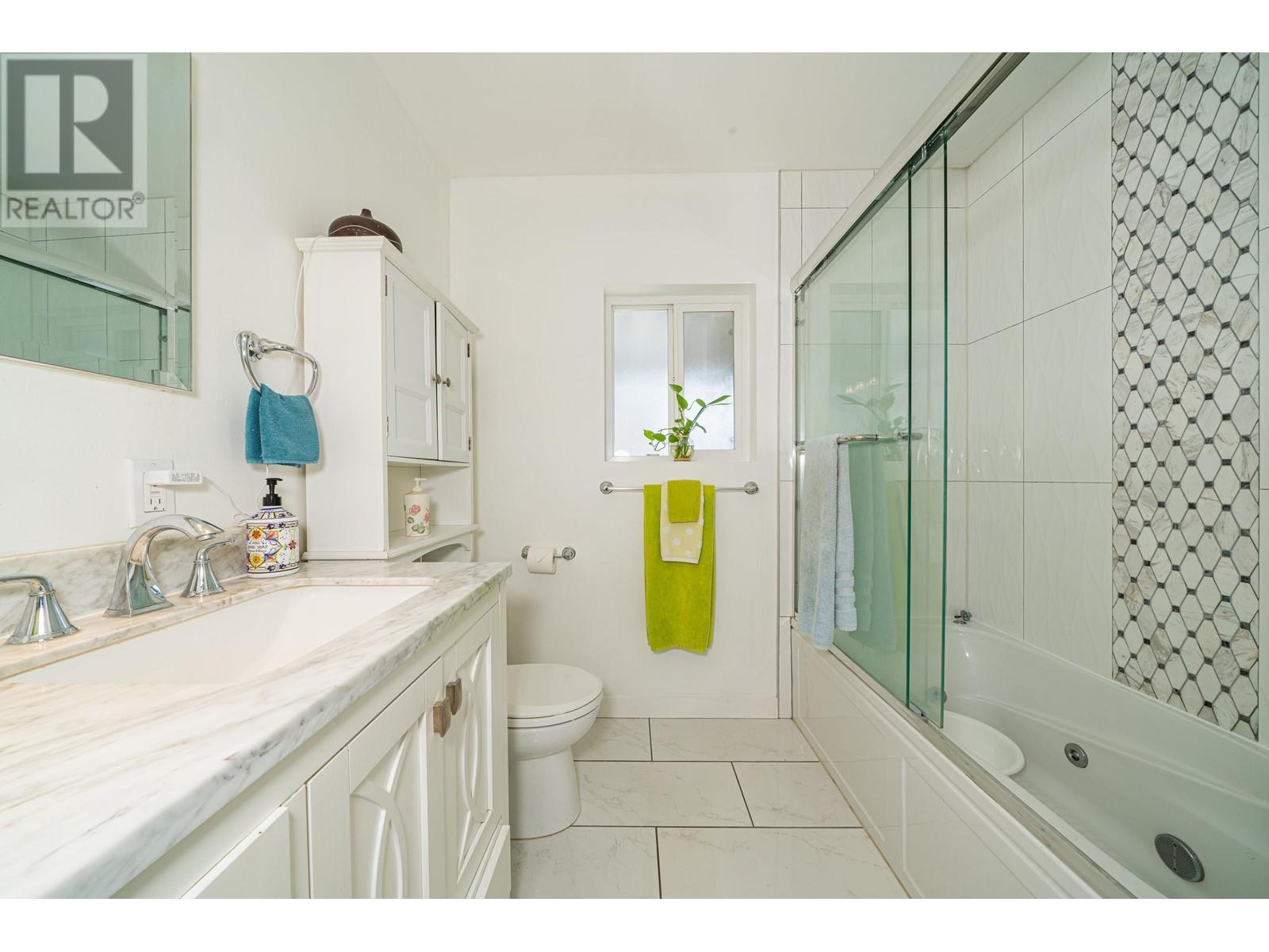 4194 Cherrywood Crescent, Burnaby, British Columbia  V5G 2S1 - Photo 20 - R2830013