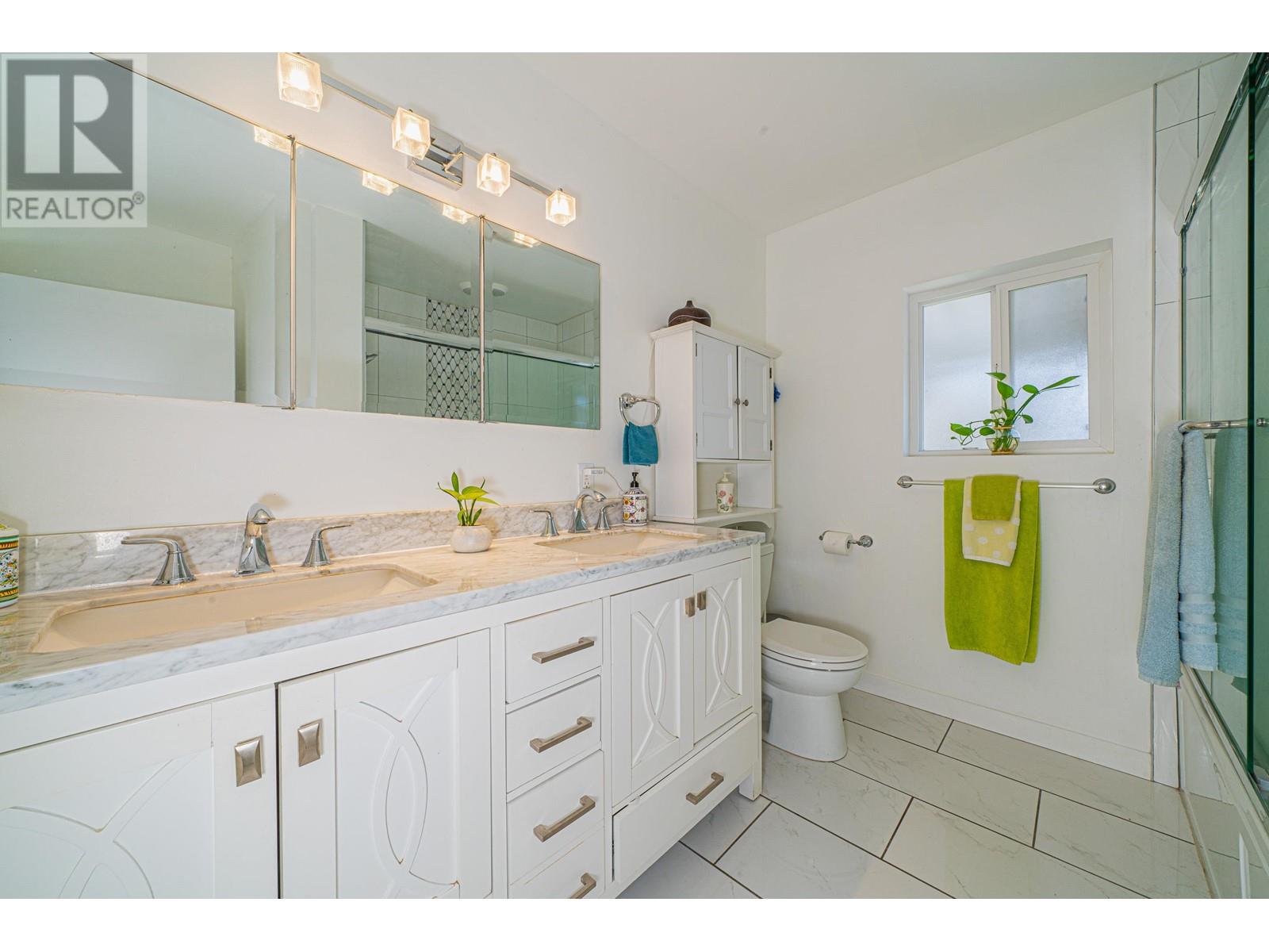 4194 Cherrywood Crescent, Burnaby, British Columbia  V5G 2S1 - Photo 23 - R2830013