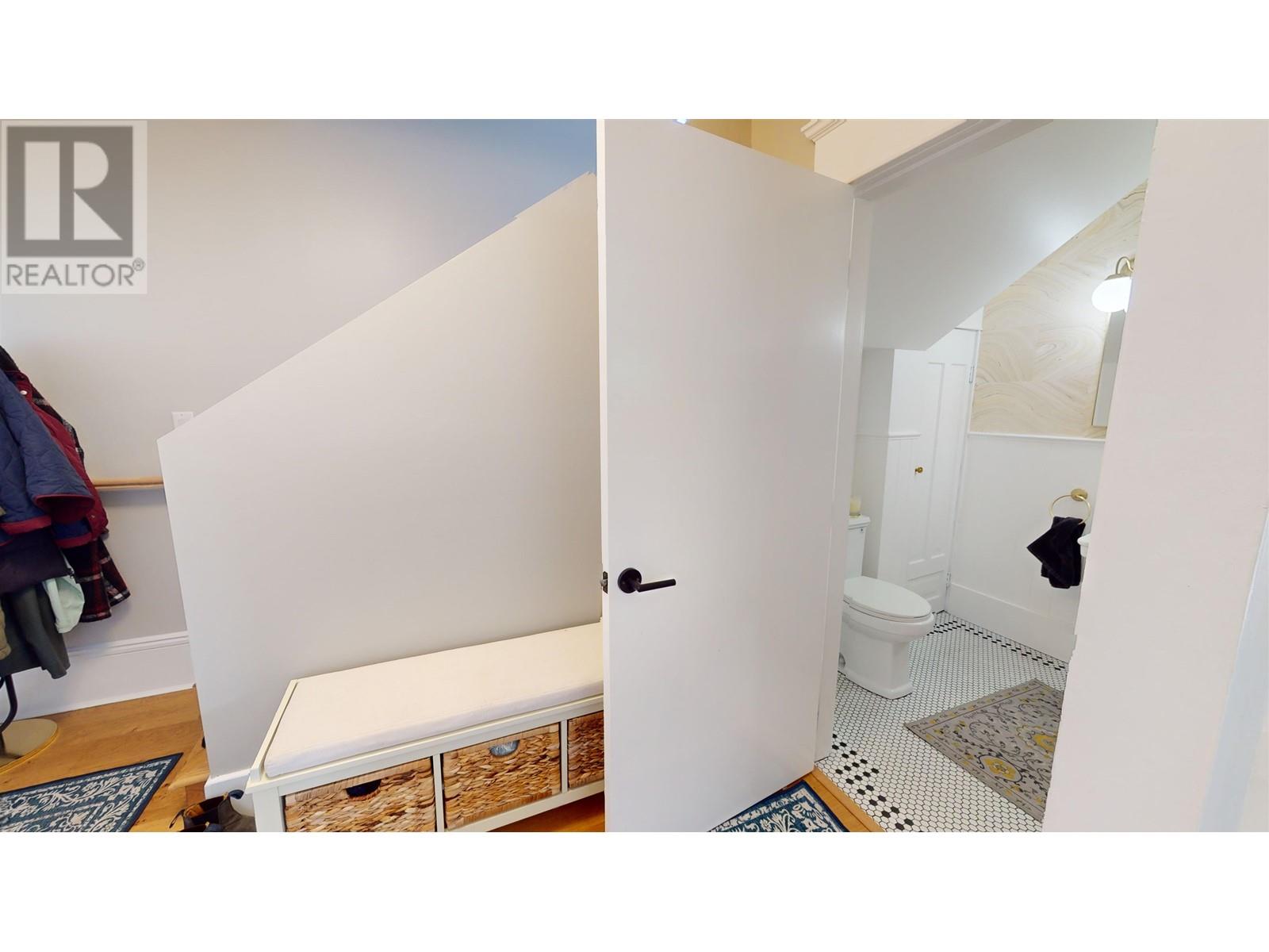 1410 E 10th Avenue, Vancouver, British Columbia  V5N 1X3 - Photo 12 - R2829523