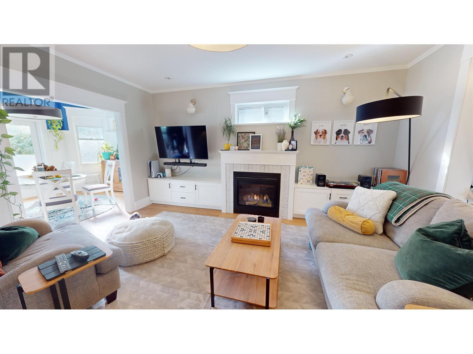 1410 E 10th Avenue, Vancouver, British Columbia  V5N 1X3 - Photo 3 - R2829523