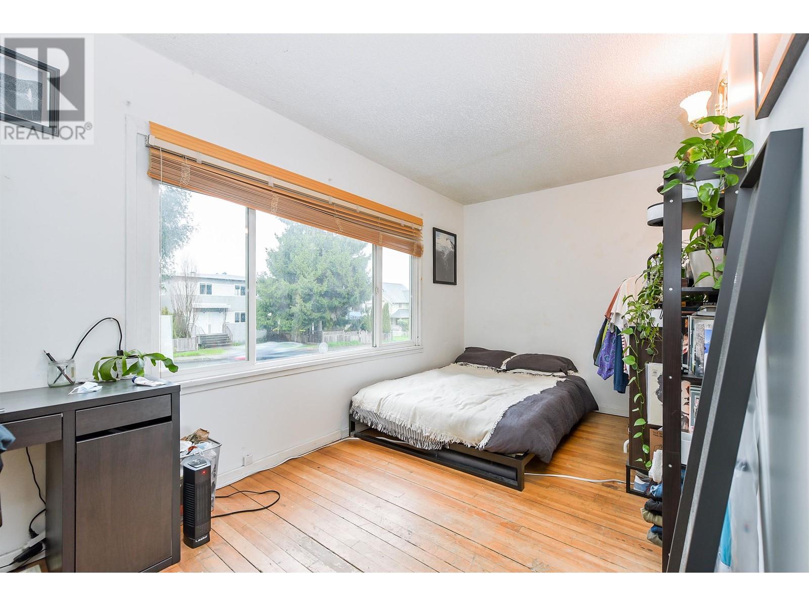 1132 E 12th Avenue, Vancouver, British Columbia  V5T 2J9 - Photo 5 - R2829992
