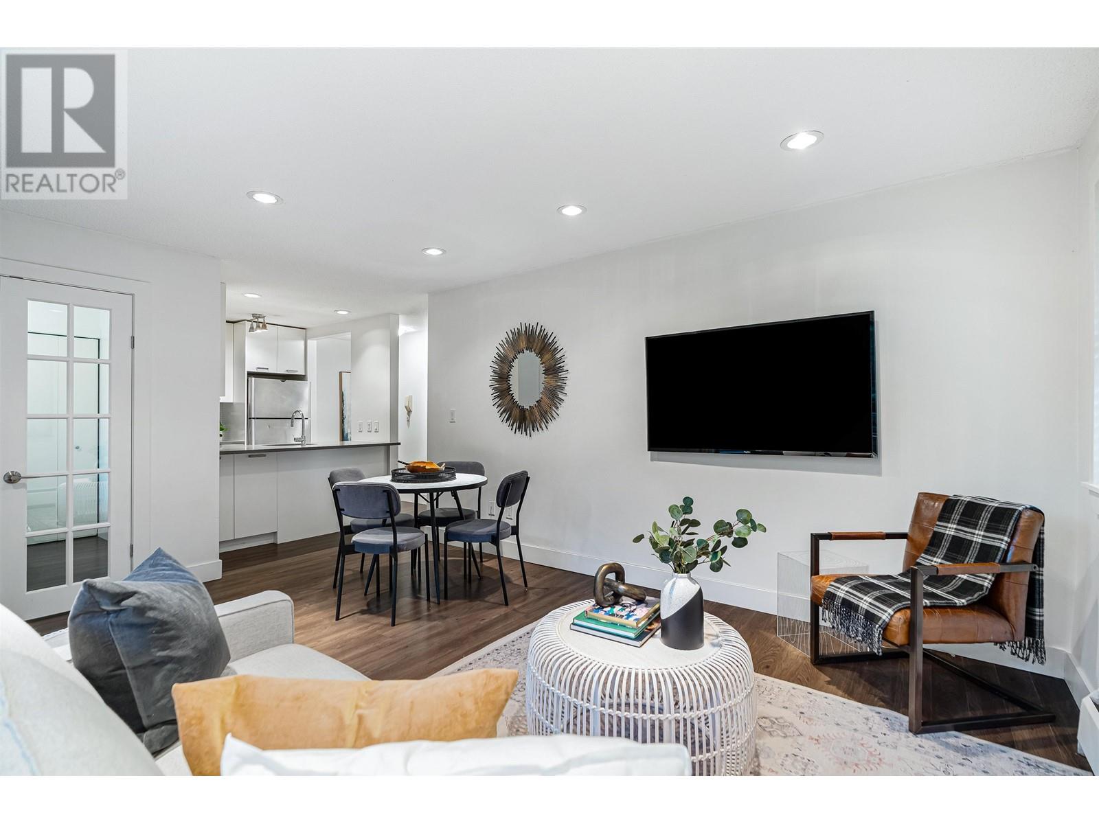 107 1611 E 3rd Avenue, Vancouver, British Columbia  V5N 1H1 - Photo 3 - R2818714