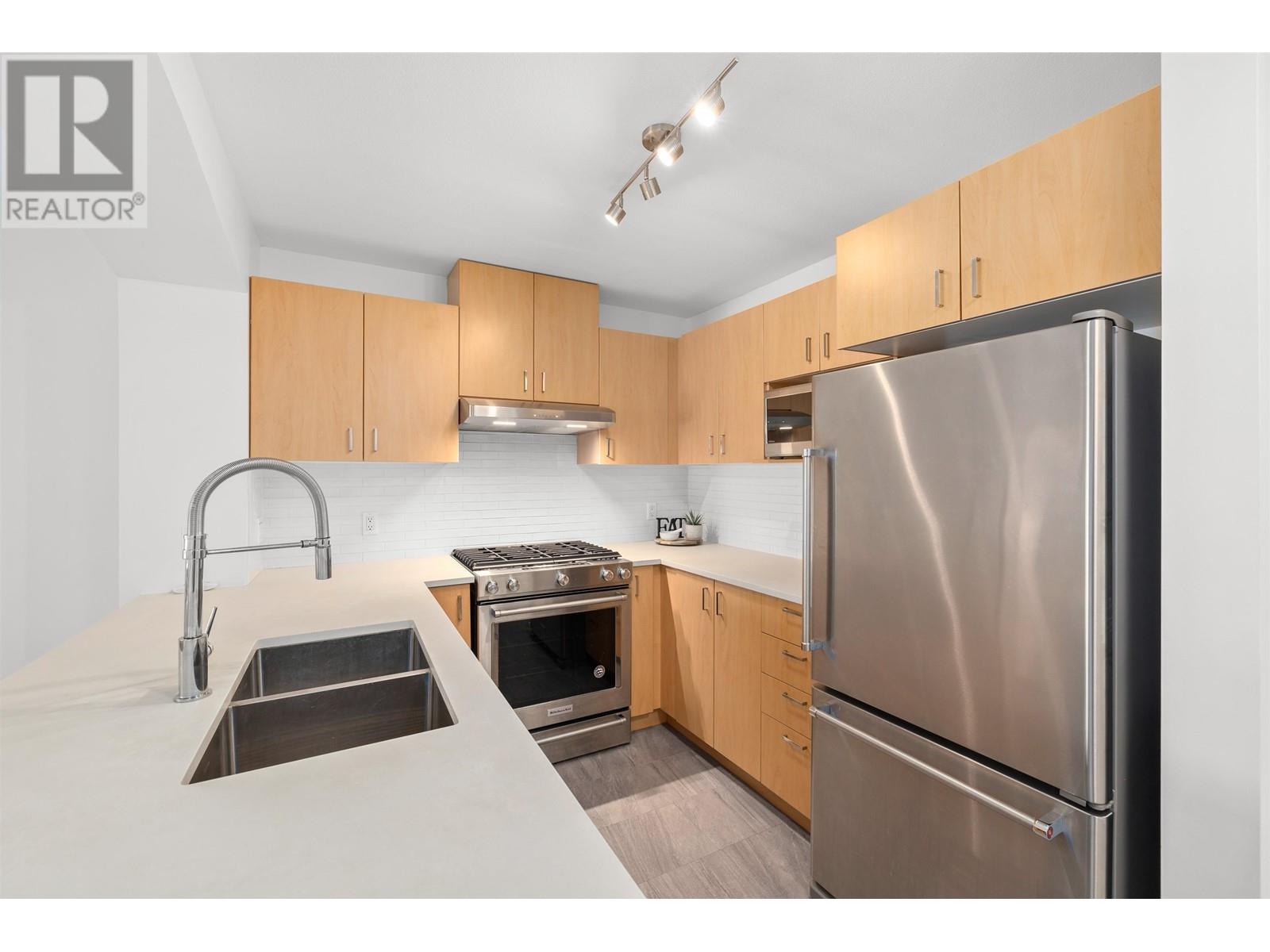 505 9098 Halston Court, Burnaby, British Columbia  V3N 0A6 - Photo 9 - R2829631