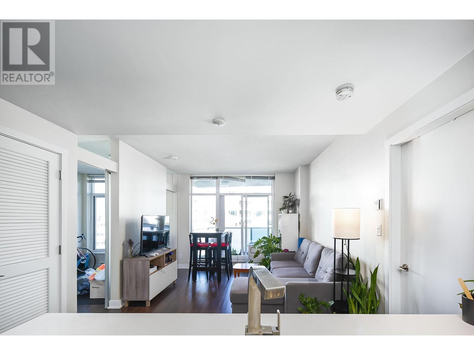 808 1777 W 7th Avenue, Vancouver, British Columbia  V6J 0E5 - Photo 3 - R2828806