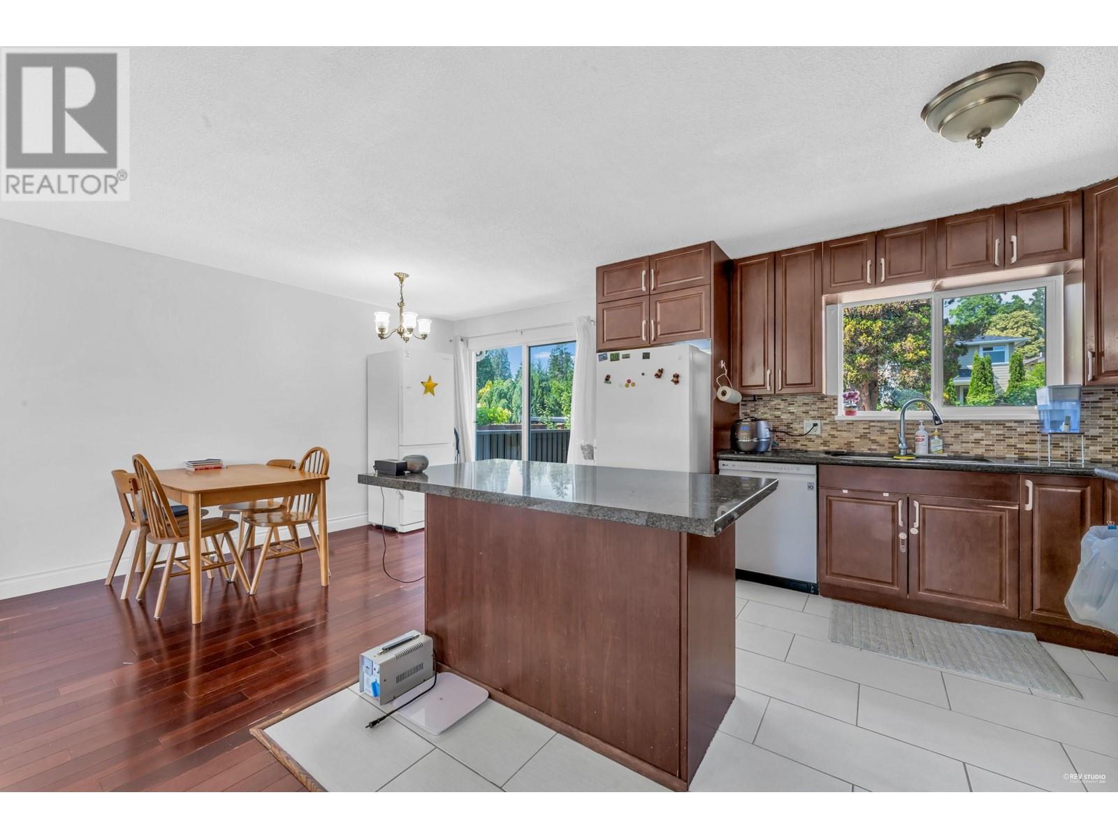 488 W Kings Road, North Vancouver, British Columbia  V7N 2M3 - Photo 15 - R2830045