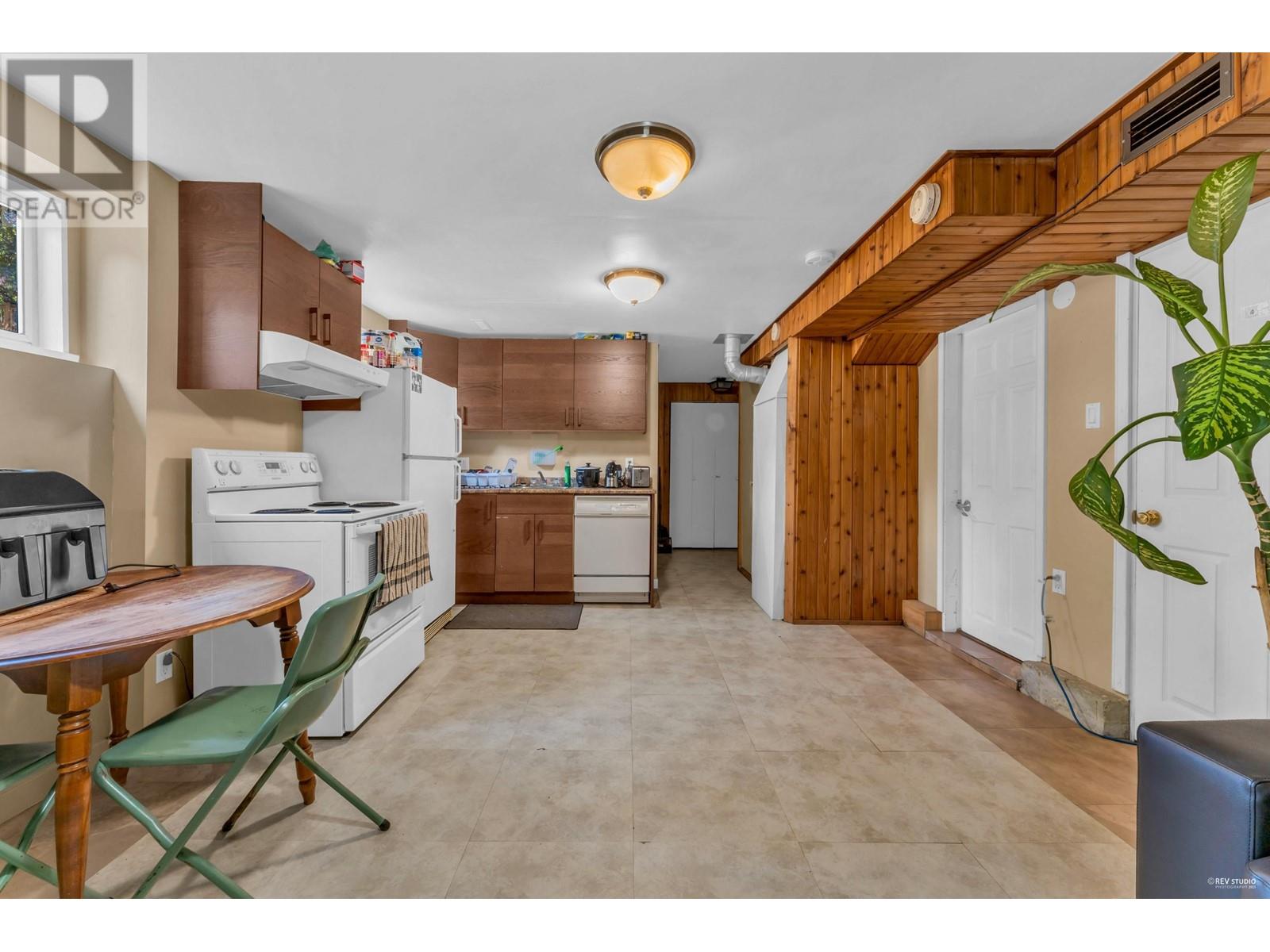 488 W Kings Road, North Vancouver, British Columbia  V7N 2M3 - Photo 23 - R2830045