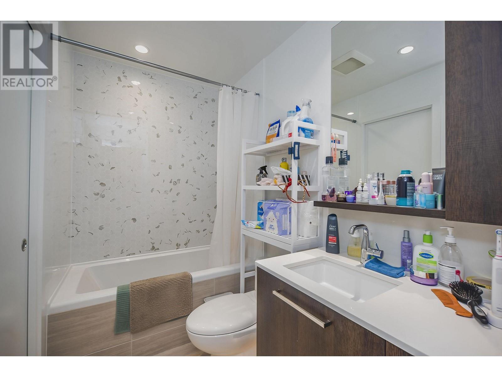 2608 567 Clarke Road, Coquitlam, British Columbia  V3J 0K7 - Photo 18 - R2830043