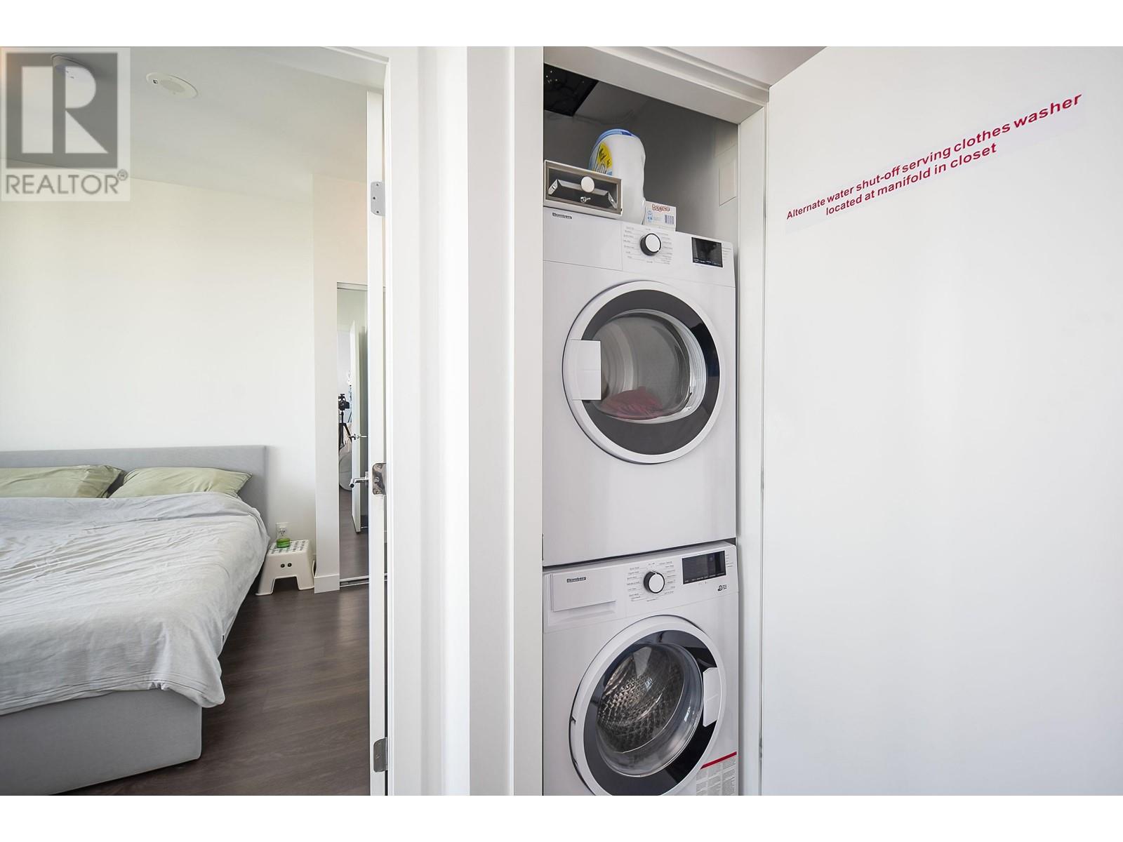 2608 567 Clarke Road, Coquitlam, British Columbia  V3J 0K7 - Photo 23 - R2830043