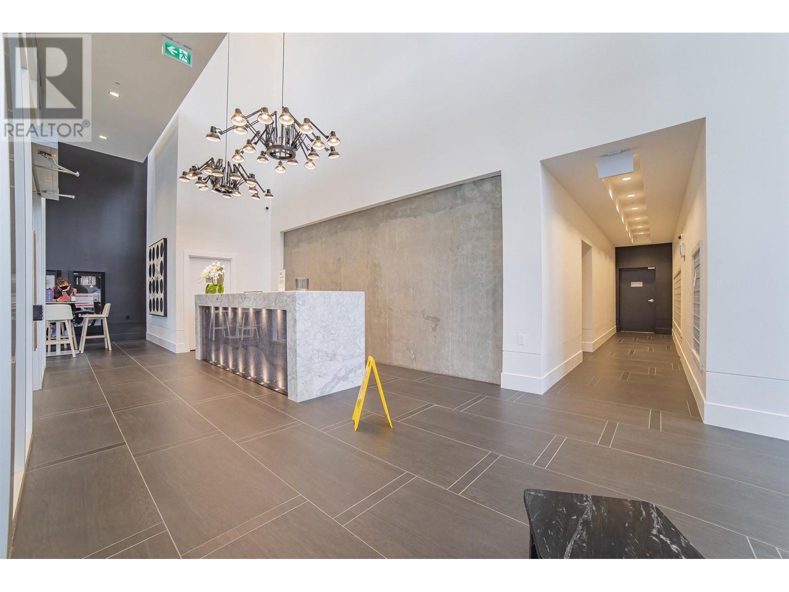 2608 567 Clarke Road, Coquitlam, British Columbia  V3J 0K7 - Photo 4 - R2830043