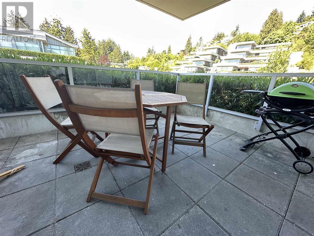 603 866 Arthur Erickson Place, West Vancouver, British Columbia  V7T 0B2 - Photo 7 - R2829982
