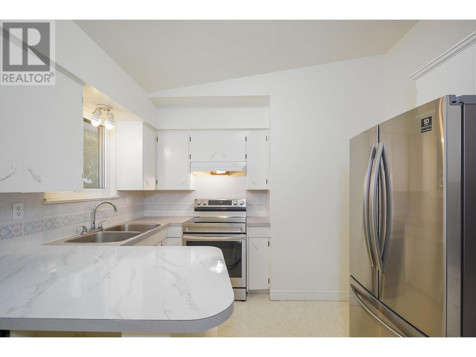 2579 Patricia Avenue, Port Coquitlam, British Columbia  V3B 2H5 - Photo 18 - R2830038