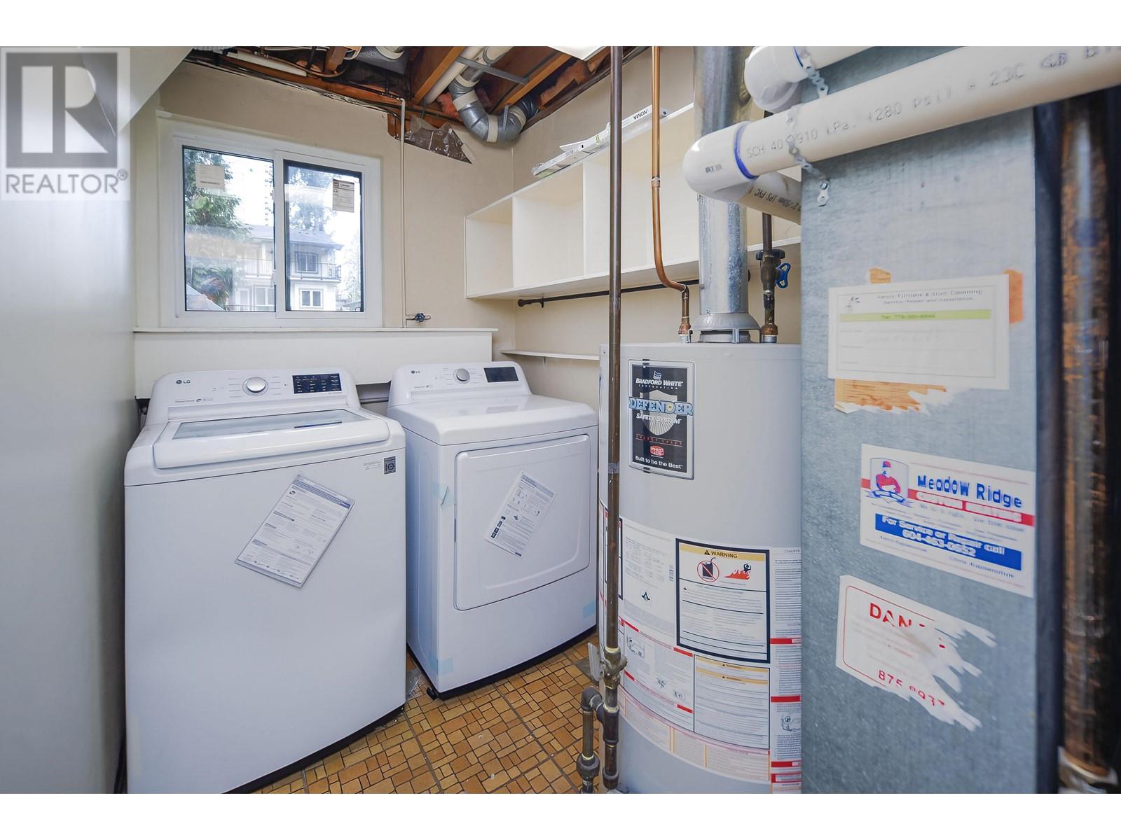 2579 Patricia Avenue, Port Coquitlam, British Columbia  V3B 2H5 - Photo 36 - R2830038