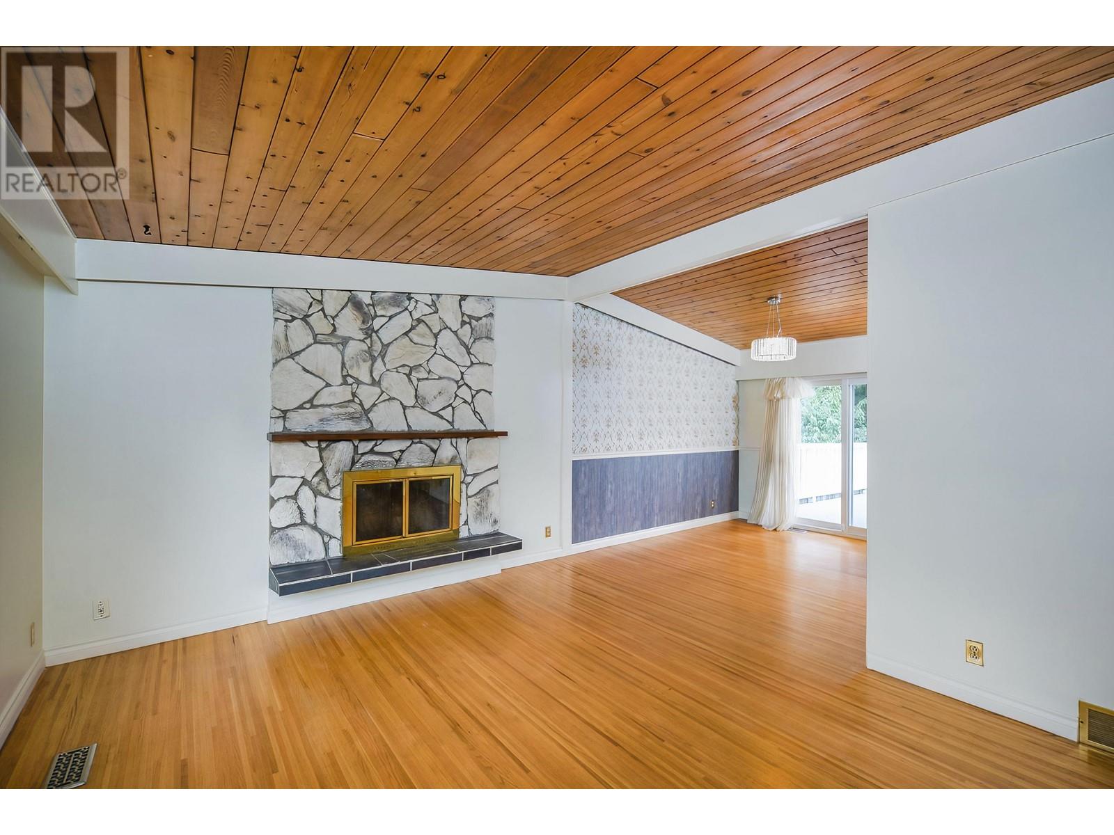 2579 Patricia Avenue, Port Coquitlam, British Columbia  V3B 2H5 - Photo 23 - R2830038