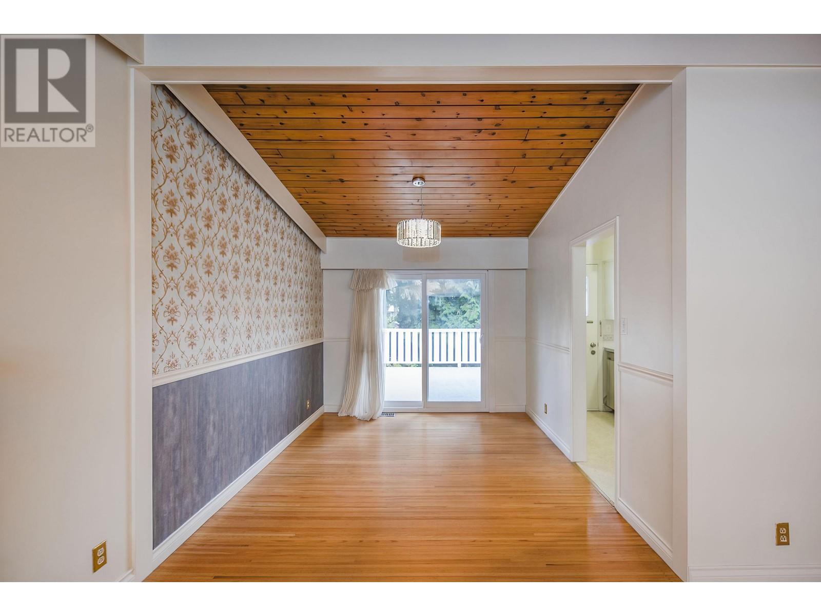 2579 Patricia Avenue, Port Coquitlam, British Columbia  V3B 2H5 - Photo 31 - R2830038