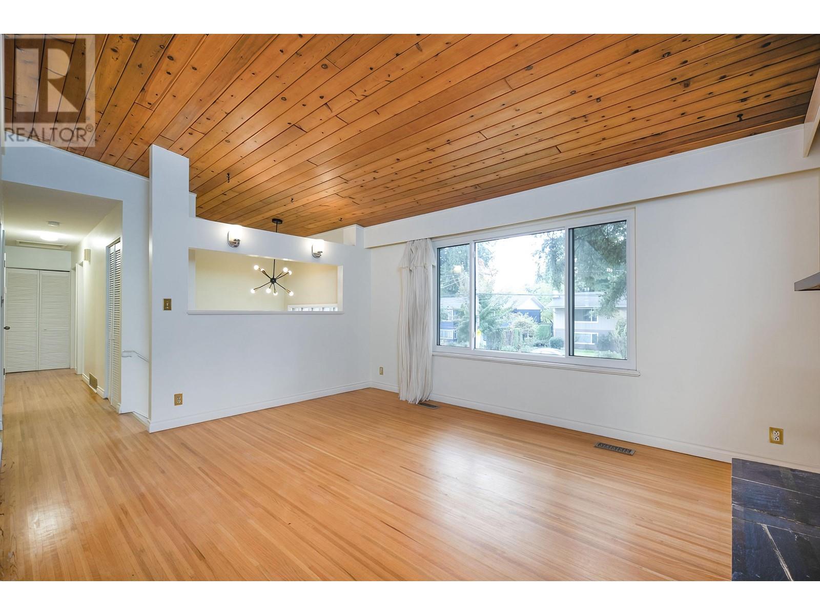 2579 Patricia Avenue, Port Coquitlam, British Columbia  V3B 2H5 - Photo 22 - R2830038