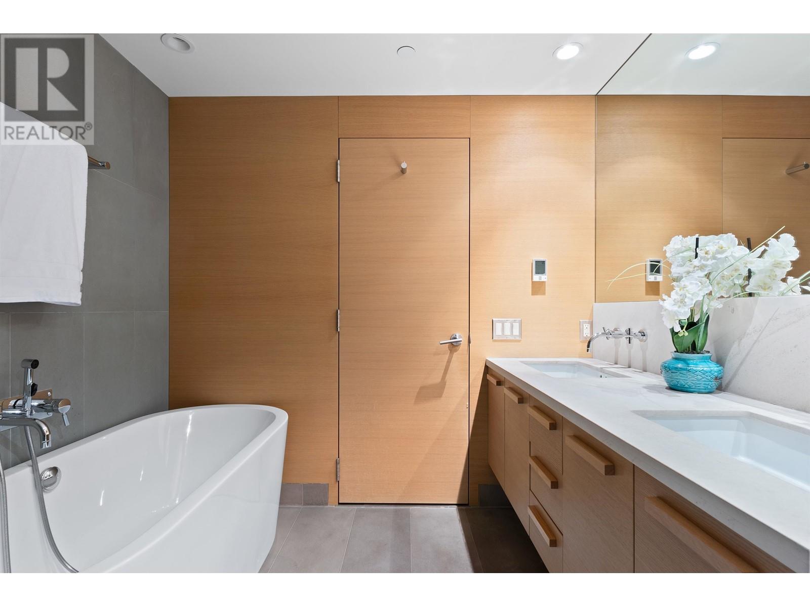 1103 1790 Bayshore Drive, Vancouver, British Columbia  V6G 3G5 - Photo 30 - R2829304