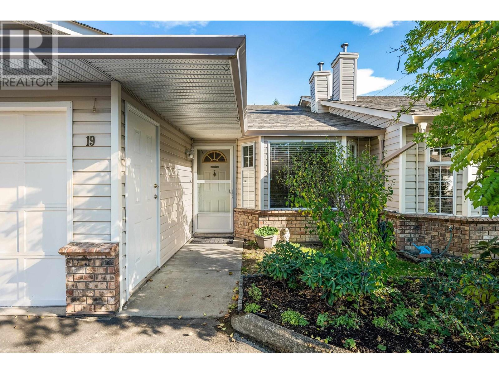 19 12049 217 Street, Maple Ridge, British Columbia  V2X 0M8 - Photo 2 - R2829617
