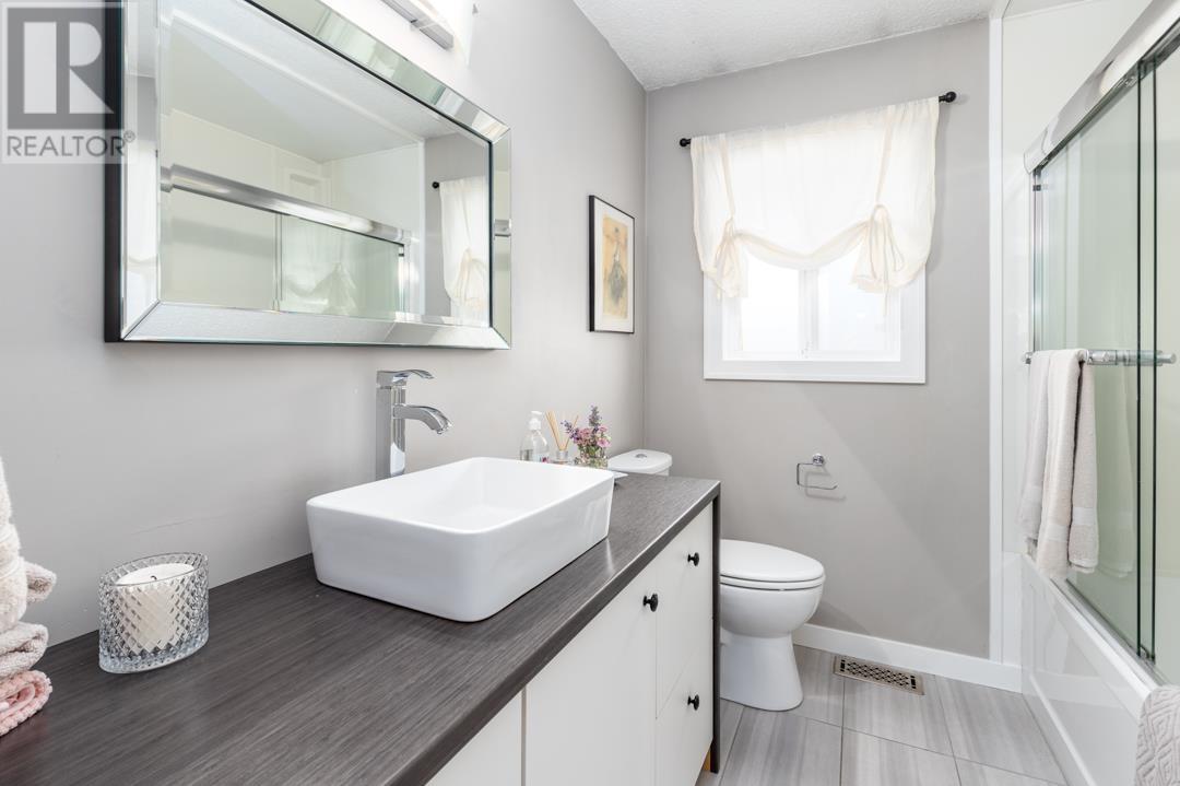 39726 Government Road, Squamish, British Columbia  V8B 0G3 - Photo 20 - R2818147