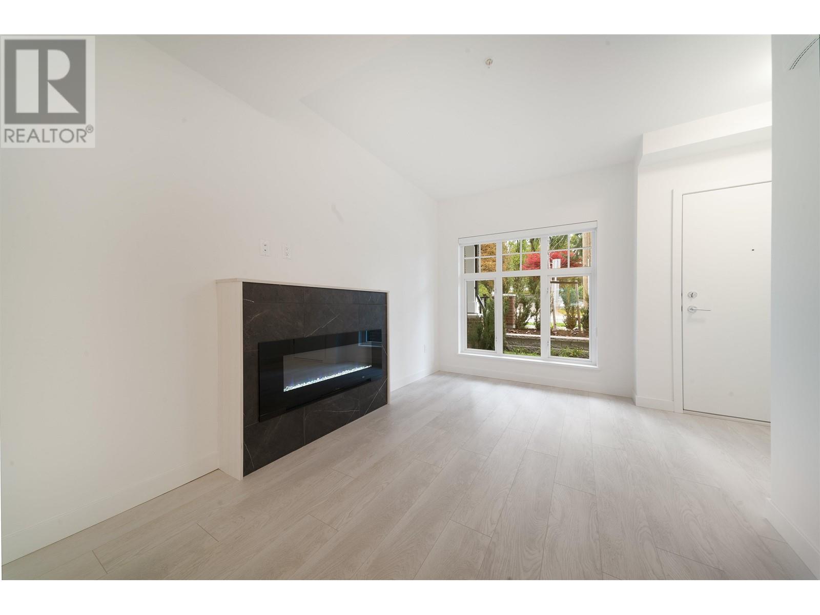 143 678 Fairview Street, Surrey, British Columbia  V3J 4B2 - Photo 3 - R2829154
