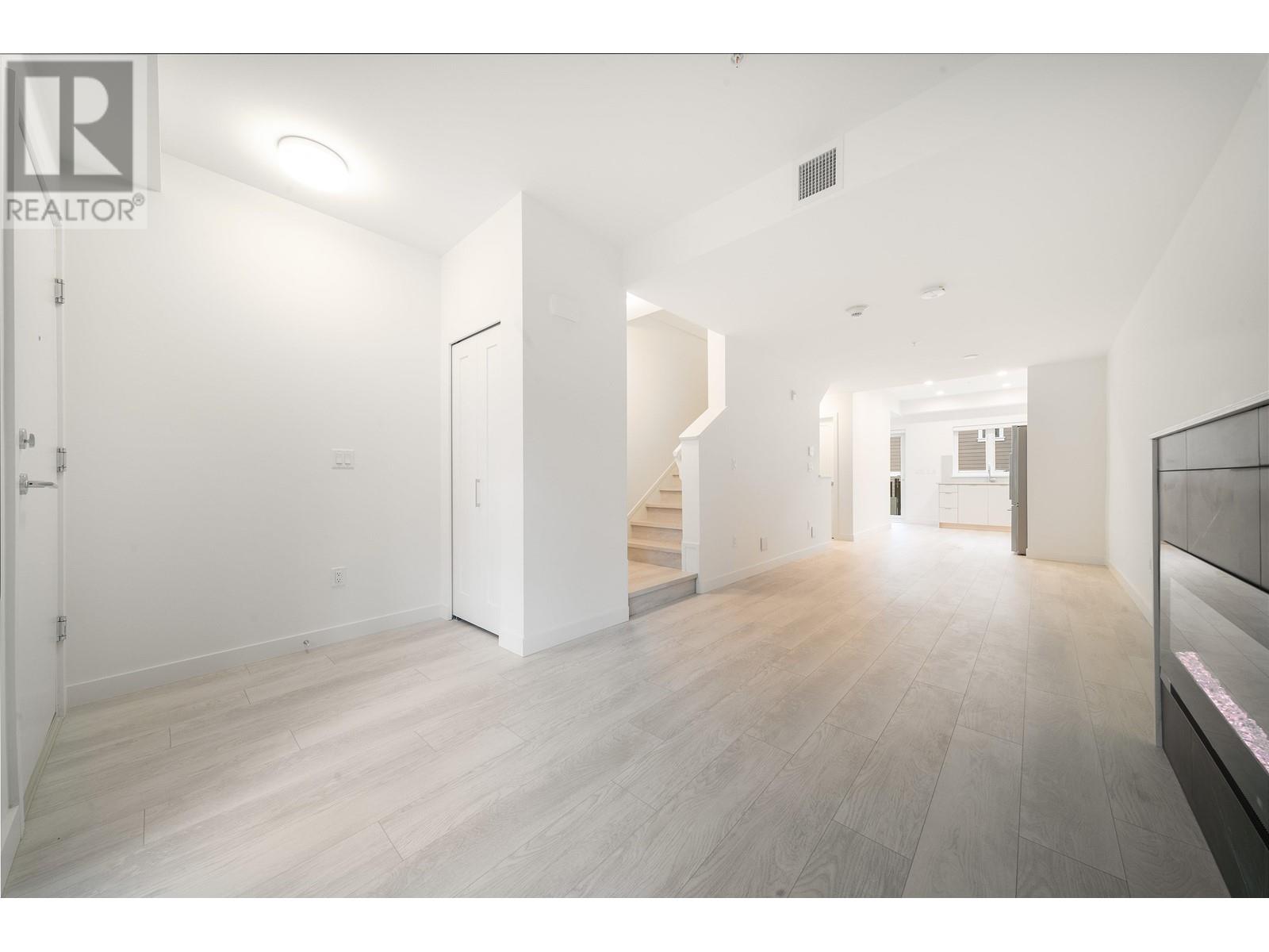 143 678 Fairview Street, Surrey, British Columbia  V3J 4B2 - Photo 4 - R2829154