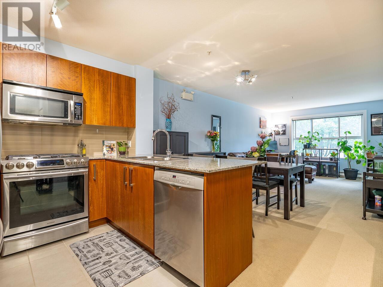 205 5665 Irmin Street, Burnaby, British Columbia  V5J 0C4 - Photo 7 - R2830061