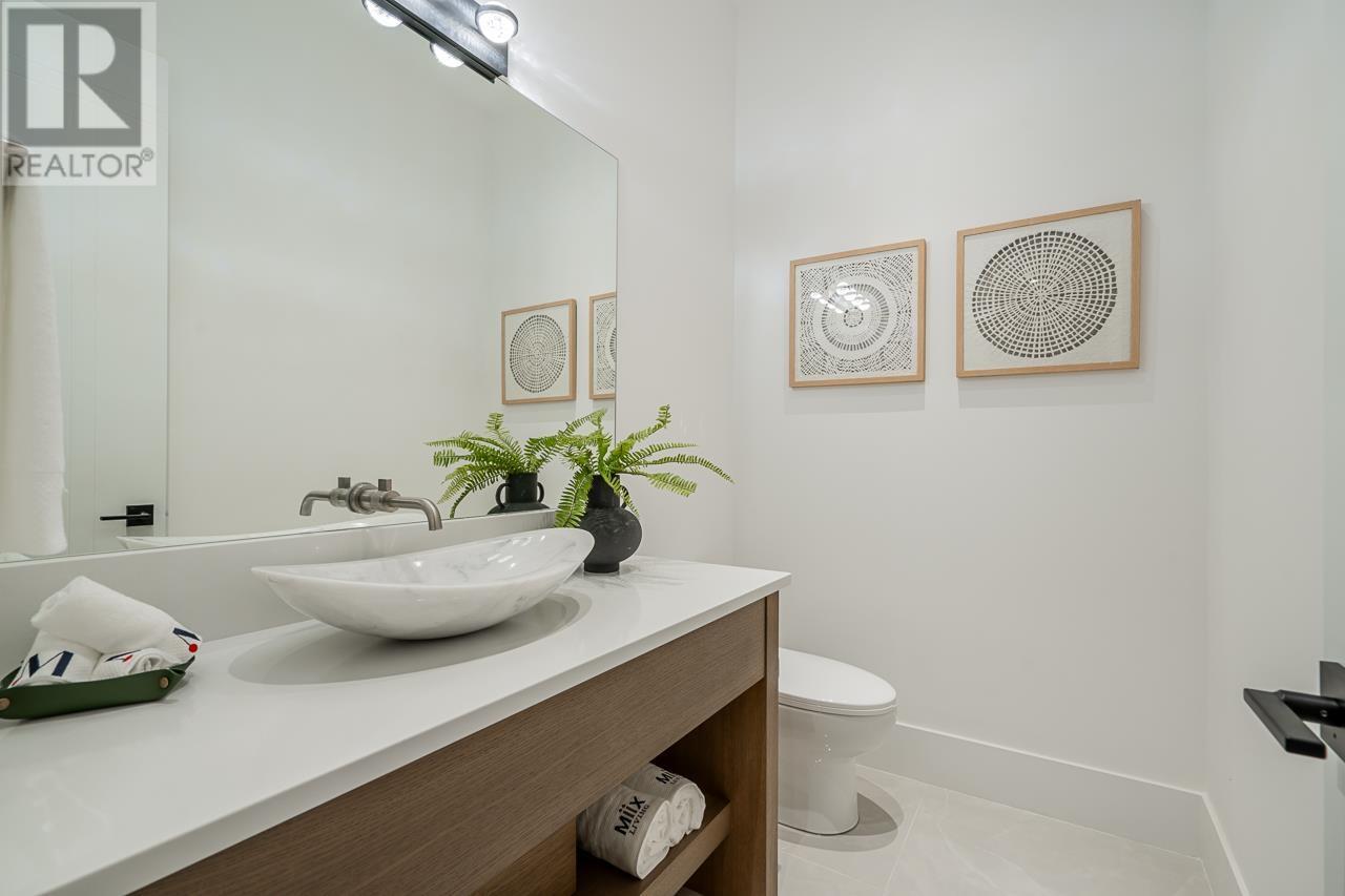 8277 14th Avenue, Burnaby, British Columbia  V3N 2C1 - Photo 20 - R2828917