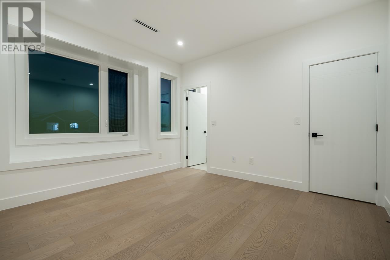 8277 14th Avenue, Burnaby, British Columbia  V3N 2C1 - Photo 25 - R2828917