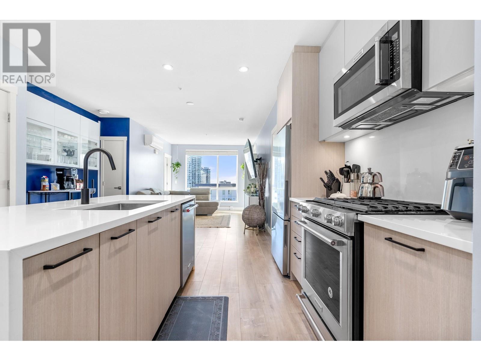 511 707 Como Lake Avenue, Coquitlam, British Columbia  V3J 0J5 - Photo 10 - R2830064