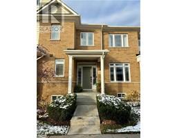22 MONTCLAIR Mews