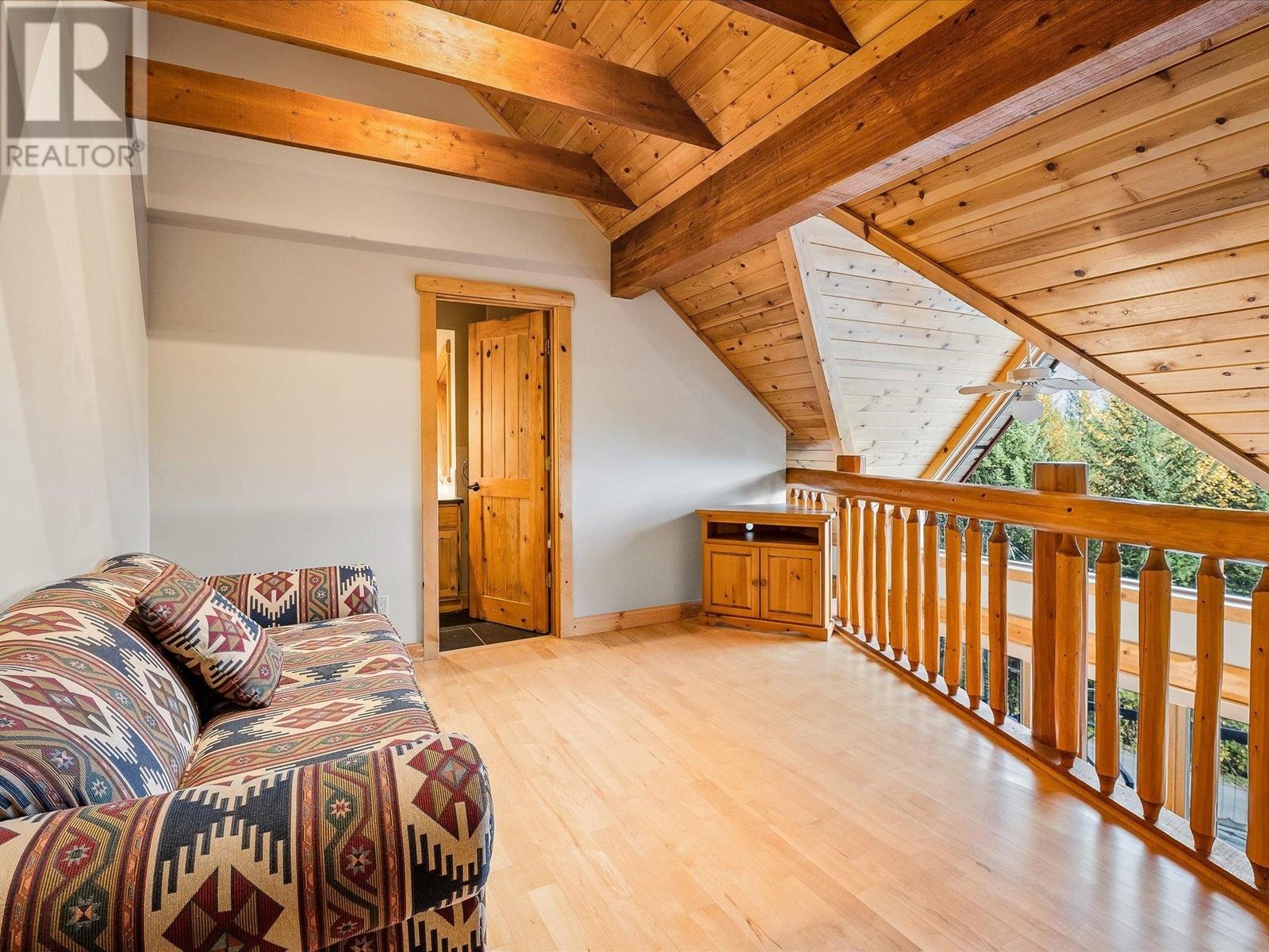 8404 Mountainview Drive, Whistler, British Columbia  V8E 0G3 - Photo 20 - R2828497