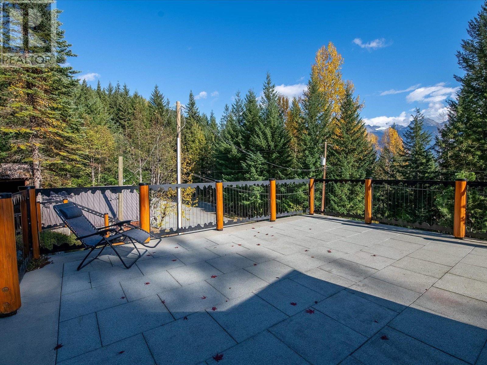 8404 Mountainview Drive, Whistler, British Columbia  V8E 0G3 - Photo 28 - R2828497