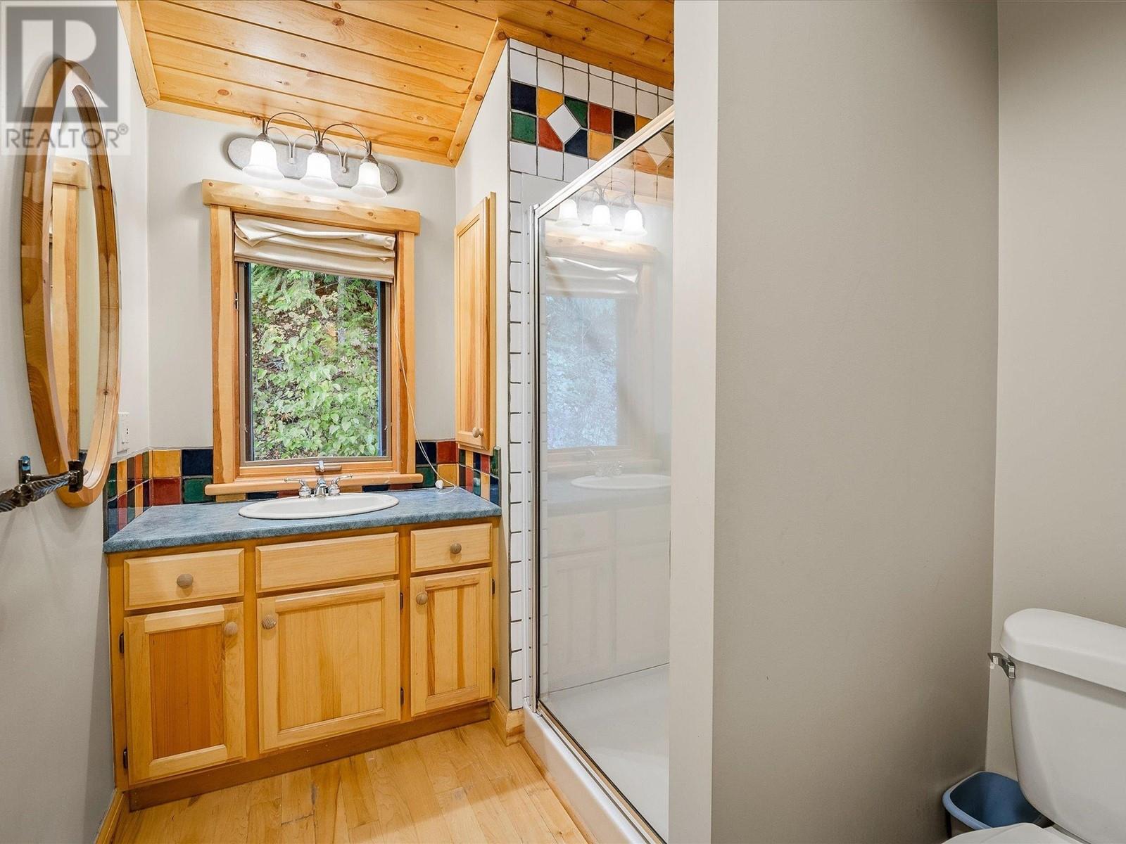 8404 Mountainview Drive, Whistler, British Columbia  V8E 0G3 - Photo 26 - R2828497