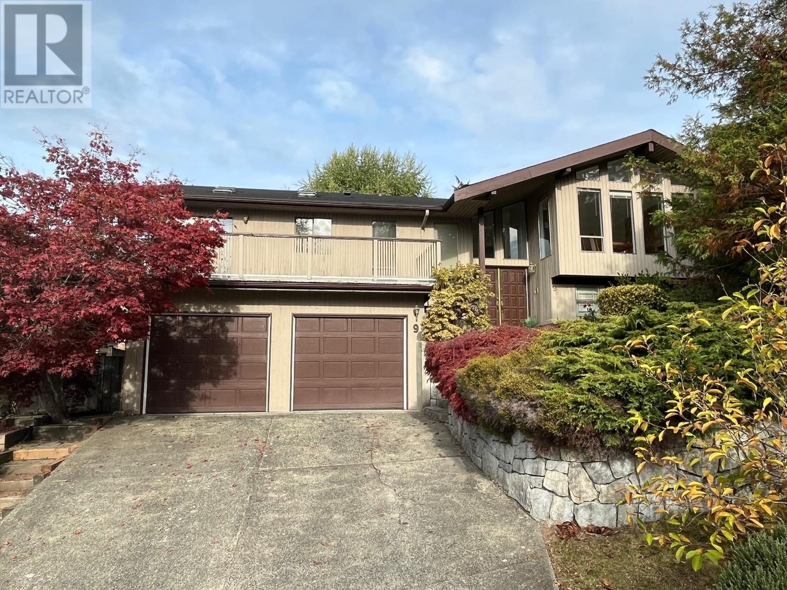 9 Darney Bay, Port Moody, British Columbia  V3H 3T9 - Photo 1 - R2829820