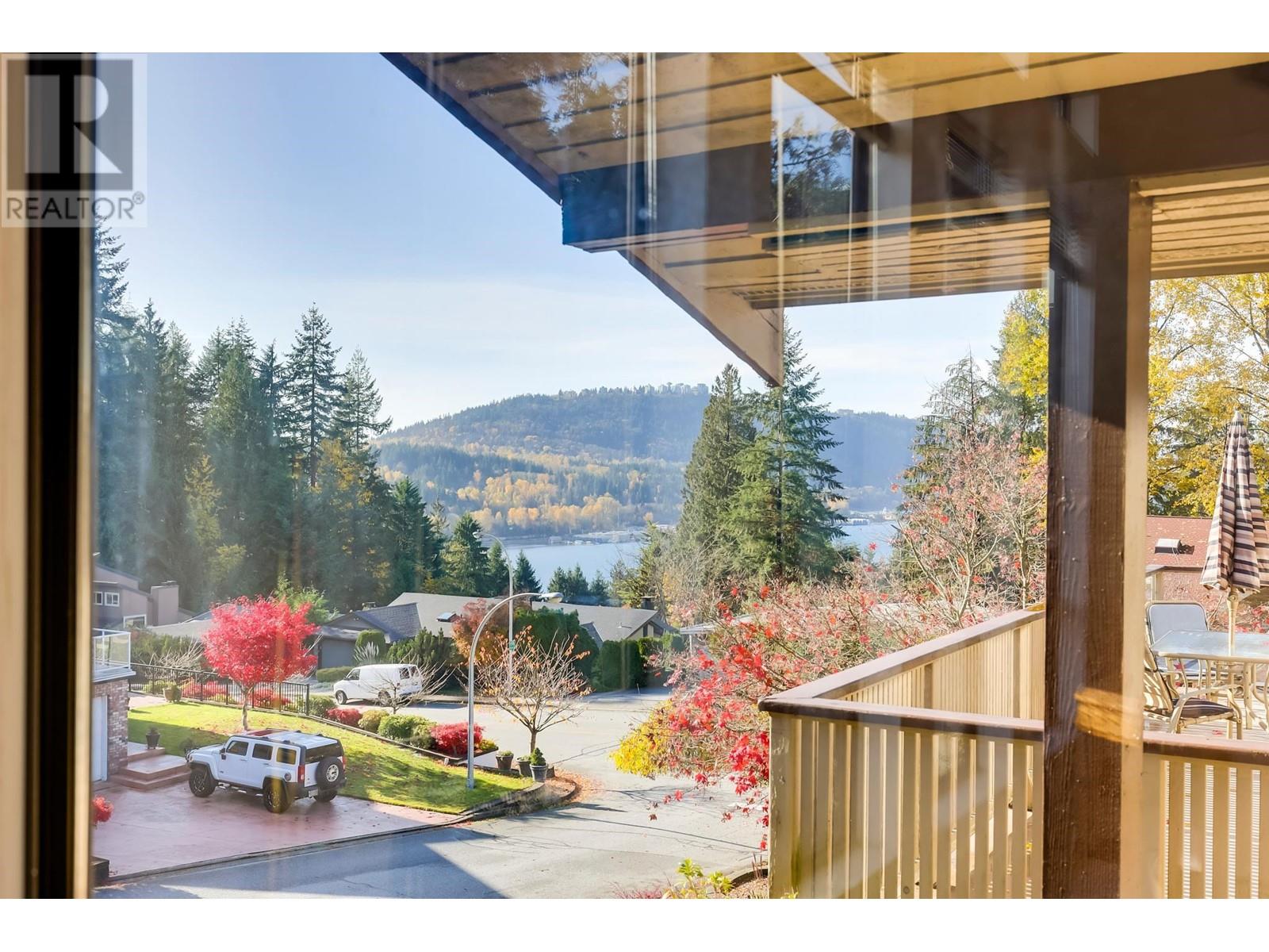 9 Darney Bay, Port Moody, British Columbia  V3H 3T9 - Photo 6 - R2829820