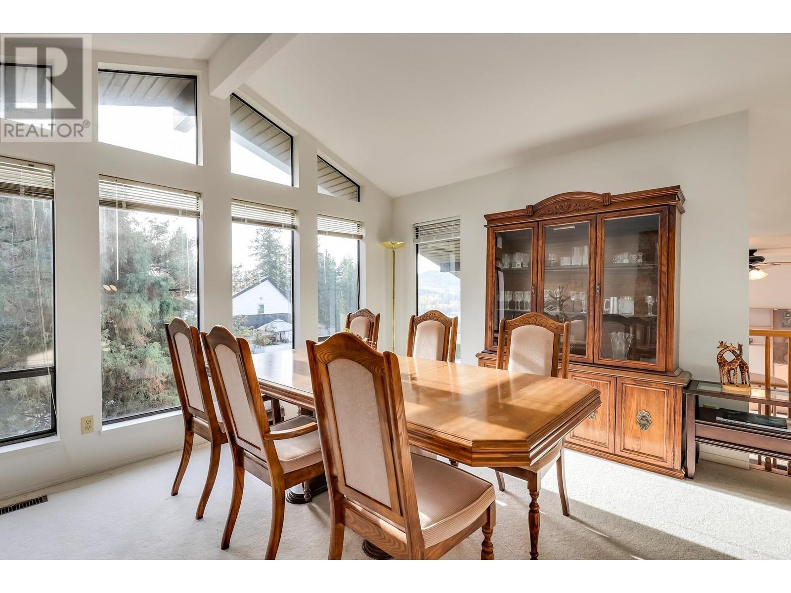 9 Darney Bay, Port Moody, British Columbia  V3H 3T9 - Photo 5 - R2829820