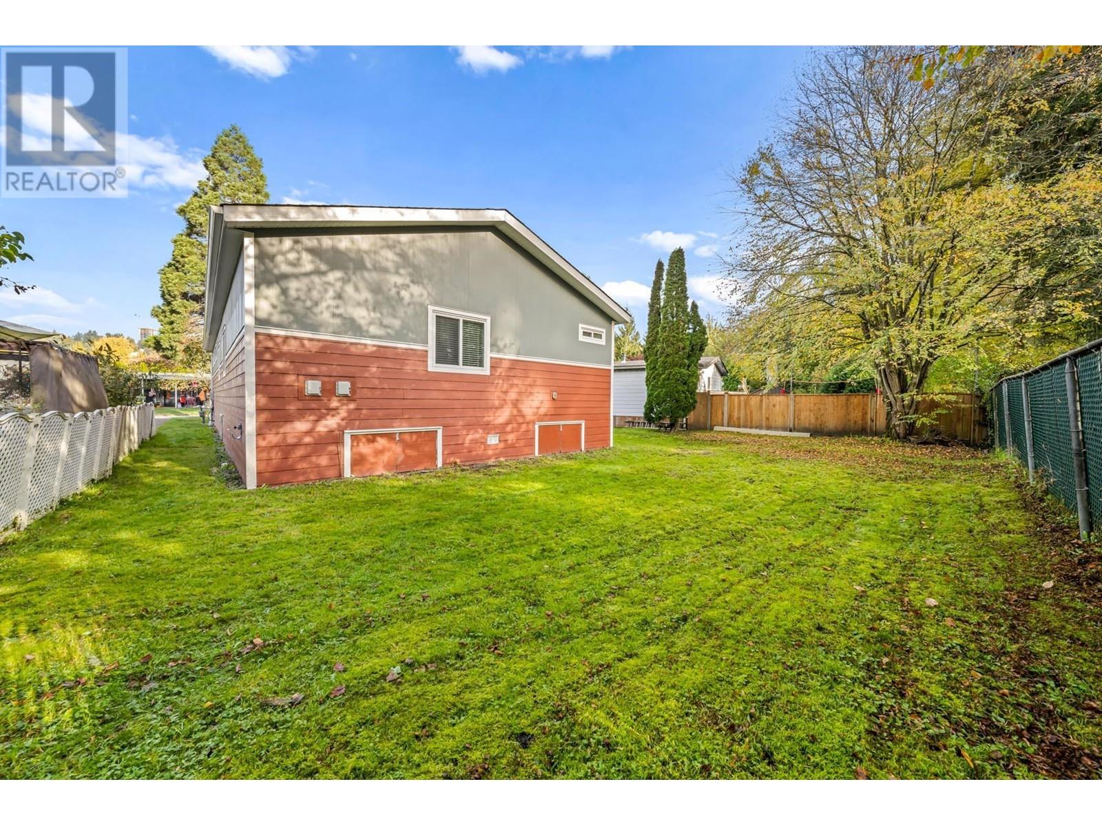 132 145 King Edward Street, Coquitlam, British Columbia  V3K 6M2 - Photo 2 - R2829369